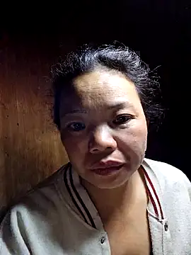 miomio-12 online show from 12-05-25, 08:27