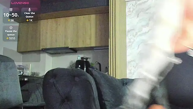 Snapshot of Daisy_Abby03 chatting on 10-12-25, 04:44 Daisy Abby03 online show from 10-12-25, 04:44