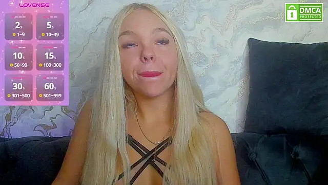 Snapshot of Daisy_Abby03 chatting on 11-20-25, 06:35 Daisy Abby03 online show from 11-20-25, 06:35