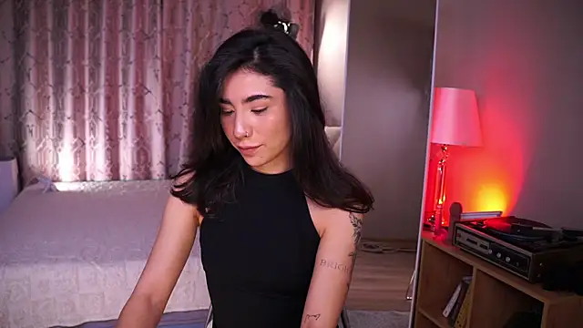 Snapshot of YokoKoko_ chatting on 12-05-25, 06:00 YokoKoko online show from 12-05-25, 06:00