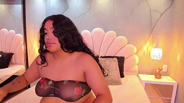 CatalinaCoopper online show from 11-10-25, 04:22