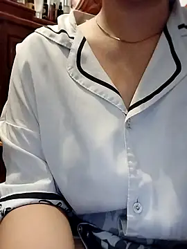 Babyloudi online show from 11-18-25, 05:01