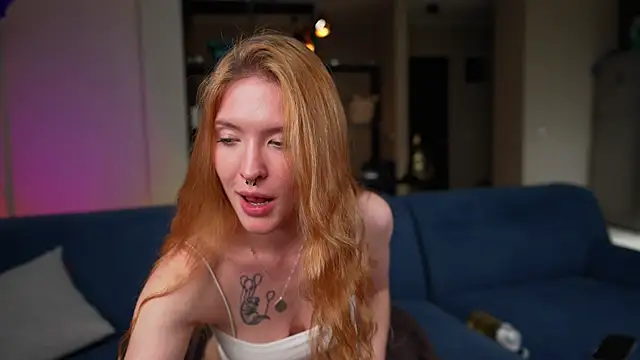 Snapshot of SsonicPorn chatting on 10-18-25, 04:41 SsonicPorn online show from 10-18-25, 04:41