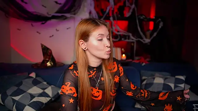 Snapshot of SsonicPorn chatting on 10-29-25, 04:31 SsonicPorn online show from 10-29-25, 04:31