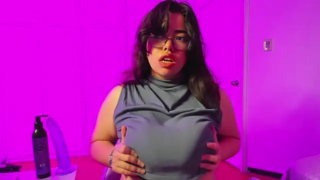 annie rose11 online show from 10-30-25, 04:25