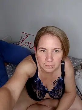 LaceyWestxx online show from 10-25-25, 05:08