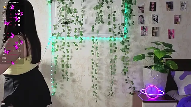 JeeringTickler online show from 11-13-25, 06:18