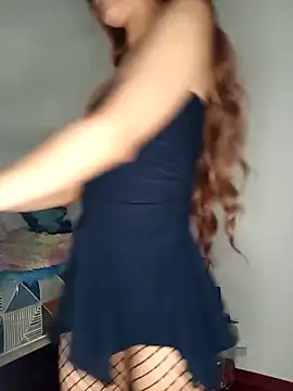 Snapshot of Eva_Feller69 chatting on 10-18-25, 07:03 Eva Feller69 online show from 10-18-25, 07:03