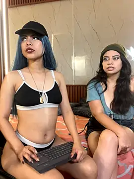 Snapshot of Eva_Feller69 chatting on 11-19-25, 07:14 Eva Feller69 online show from 11-19-25, 07:14