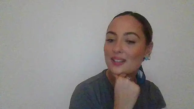Snapshot of DommeMariaLopez95 chatting on 12-05-25, 04:47 DommeMariaLopez95 online show from 12-05-25, 04:47
