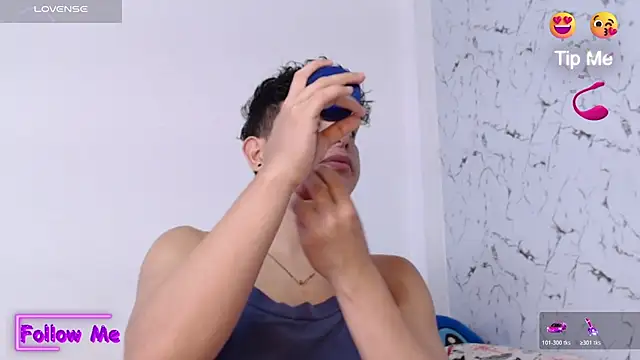 Snapshot of Dominic_king7 chatting on 10-17-25, 08:11 Dominic king7 online show from 10-17-25, 08:11