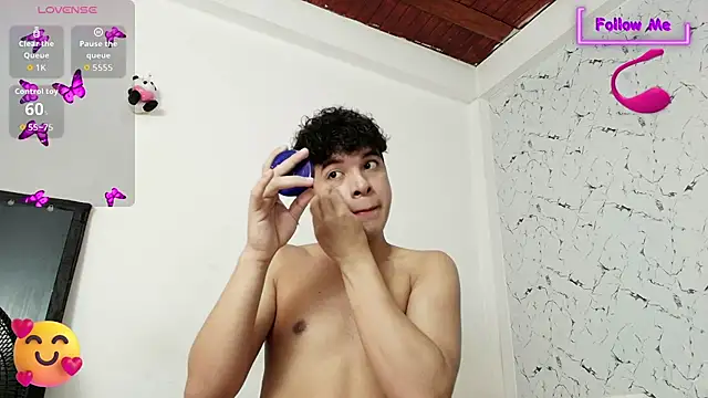 Snapshot of Dominic_king7 chatting on 11-14-25, 10:40 Dominic king7 online show from 11-14-25, 10:40