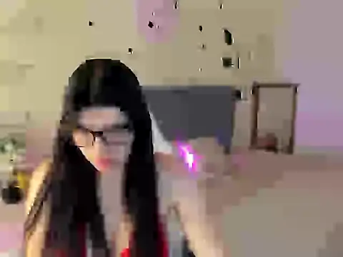 Snapshot of Gia_Brawn chatting on 10-27-25, 11:14 Gia Brawn online show from 10-27-25, 11:14