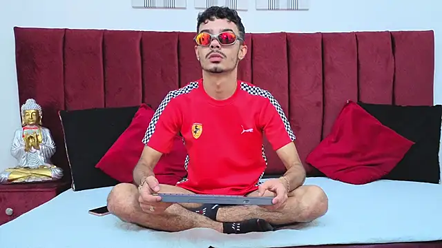 Timothe Evans online show from 10-11-25, 08:51