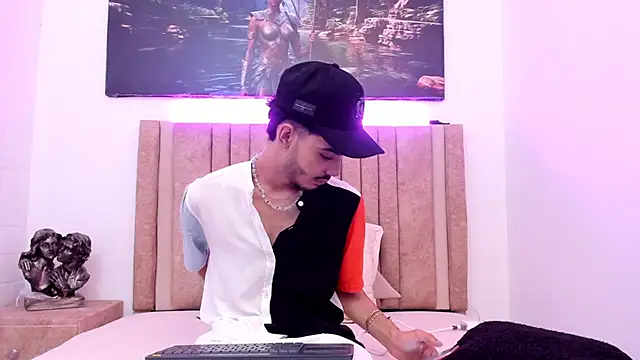 Timothe Evans online show from 01-08-26, 04:15