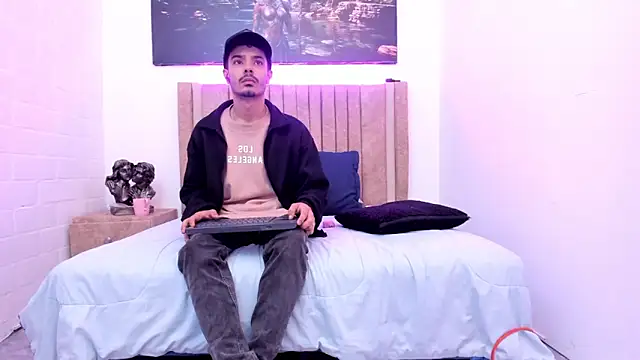 Timothe Evans online show from 01-14-26, 04:07