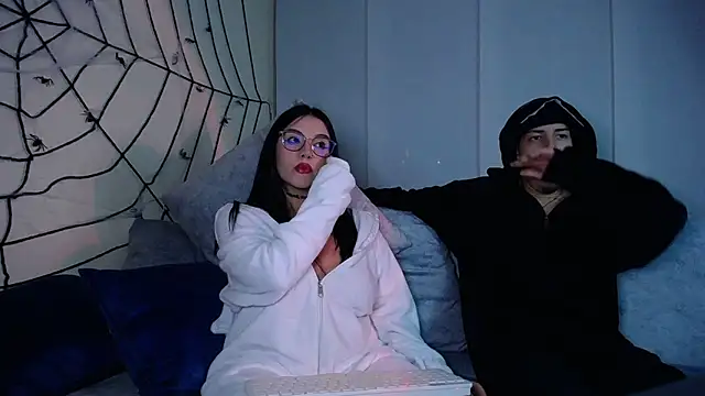  PandoyParker  online show from 10-11-25, 01:27