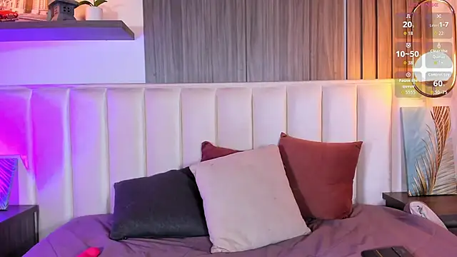 Snapshot of Yaramooun chatting on 04-06-26, 12:39 Yaramooun online show from 04-06-26, 12:39