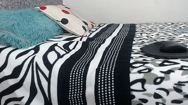 sexyboys cutex18 online show from 11-19-25, 09:26