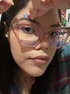 GabrielleMarsh1 online show from 10-19-25, 06:30