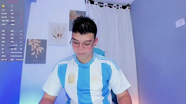 alex boyy online show from 11-10-25, 10:42