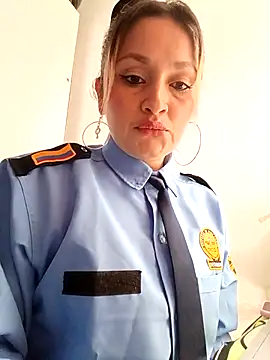 Snapshot of Nata-A77 chatting on 10-31-25, 12:39 Nata-A77 online show from 10-31-25, 12:39