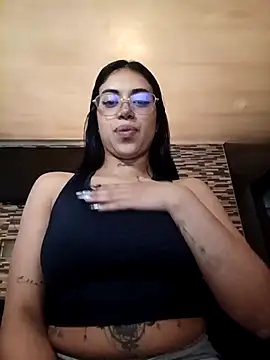 Carla Bennett   online show from 11-21-25, 10:47