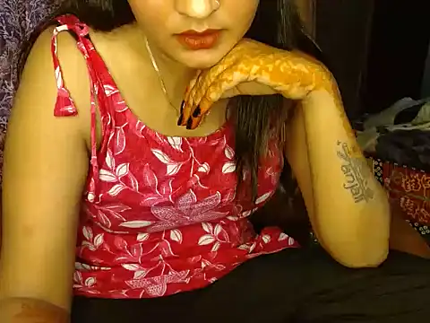 Snapshot of Kittibhabhi-9 chatting on 10-10-25, 07:29 Kittibhabhi-9 online show from 10-10-25, 07:29