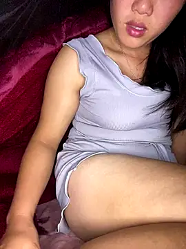 Snapshot of Pii_x chatting on 10-17-25, 01:03 Pii x online show from 10-17-25, 01:03