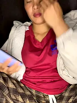 Snapshot of Pii_x chatting on 10-21-25, 12:33 Pii x online show from 10-21-25, 12:33