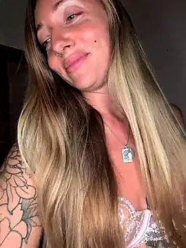 OpheliaRox online show from 10-30-25, 06:15