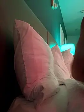 nvthvn555 online show from 10-31-25, 08:04