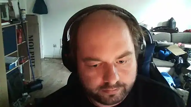 Snapshot of Pumba_Hornyboy chatting on 10-05-25, 02:15 Pumba Hornyboy online show from 10-05-25, 02:15