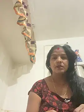 Snapshot of Sapnahot34 chatting on 11-08-25, 04:45 Sapnahot34 online show from 11-08-25, 04:45