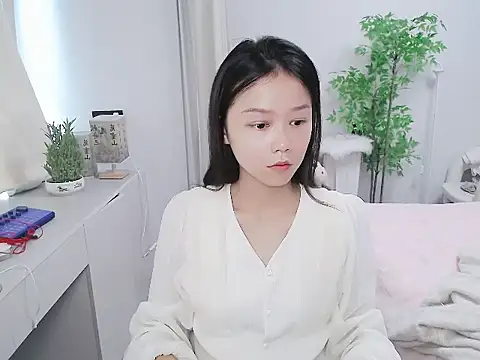 mili0923 online show from 10-07-25, 05:37