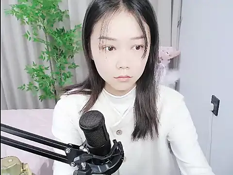 mili0923 online show from 10-20-25, 07:20