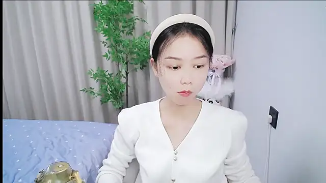 mili0923 online show from 11-05-25, 02:00