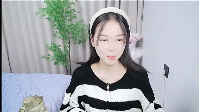 mili0923 online show from 11-10-25, 01:32