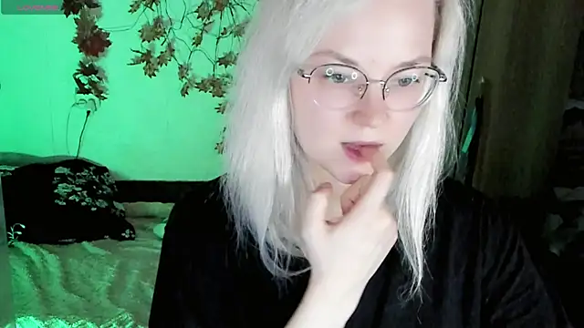 HoneyDazzle online show from 11-07-25, 07:36