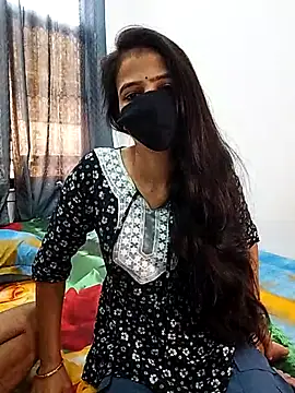 Aarzoo Arman online show from 10-25-25, 02:30