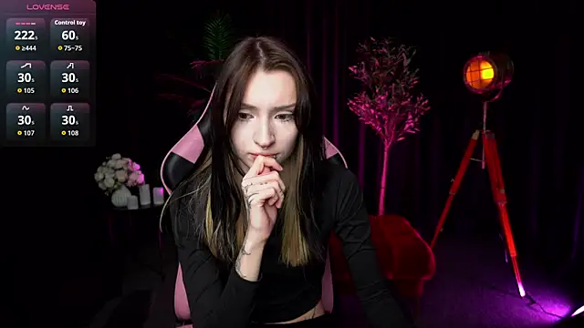 Snapshot of Trix_Void chatting on 02-24-26, 11:08 Trix Void online show from 02-24-26, 11:08