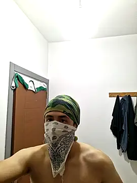 leila2003 online show from 10-15-25, 10:54