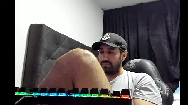 coolfriki online show from 12-21-25, 03:57