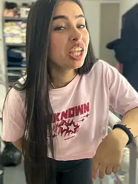 Iam Valentinaaa online show from 11-26-25, 05:36