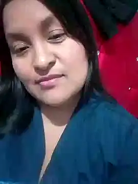 lucia00xx online show from 10-23-25, 02:22