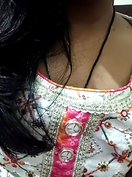 Snapshot of anjali2351 chatting on 11-14-25, 05:44 anjali2351 online show from 11-14-25, 05:44