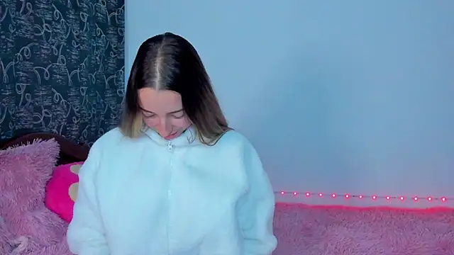 Snapshot of Sophia_rouse chatting on 10-25-25, 03:14 Sophia rouse online show from 10-25-25, 03:14