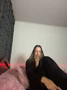 Snapshot of Sophia_rouse chatting on 10-30-25, 05:09 Sophia rouse online show from 10-30-25, 05:09