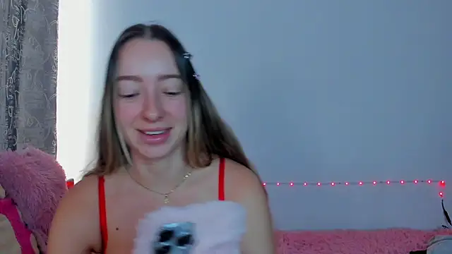 Snapshot of Sophia_rouse chatting on 11-10-25, 03:33 Sophia rouse online show from 11-10-25, 03:33