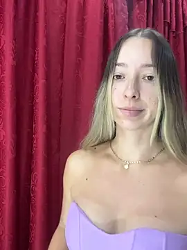 Snapshot of Sophia_rouse chatting on 11-26-25, 11:50 Sophia rouse online show from 11-26-25, 11:50